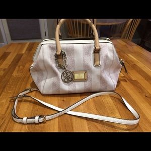 GUESS BAG